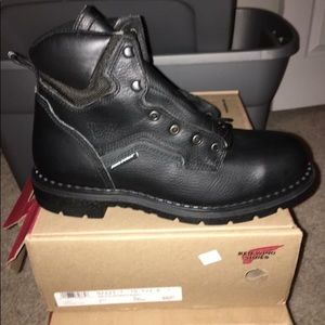 Dynaforce safety work boots brand new size 10.5